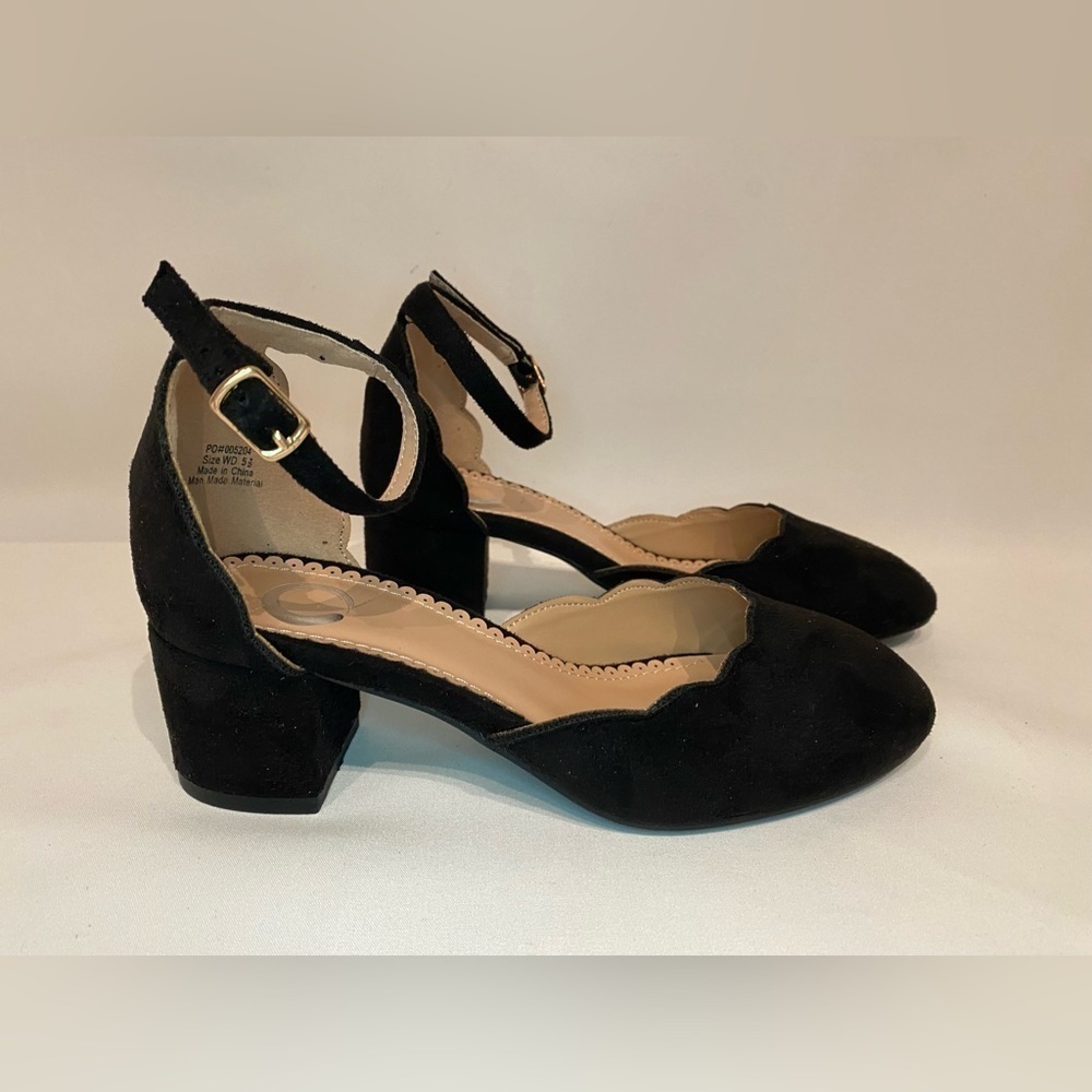 NEW Journee Collection Women’s Edna Suede Pump Size 5.5W - Picture 5 of 11